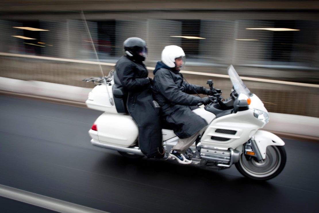 Uber, en auto et en… moto !