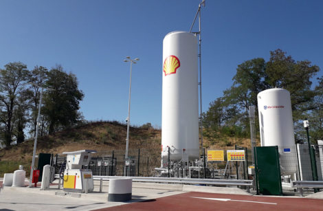 Première station GNL pour Shell France à Mionnay
