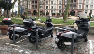 Deux et trois roues motorisés, le stationnement payant en ligne de mire !