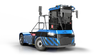 Seulement dix kilos d’hydrogène par jour pour tracter 75 tonnes avec le nouveau tracteur Gaussin !