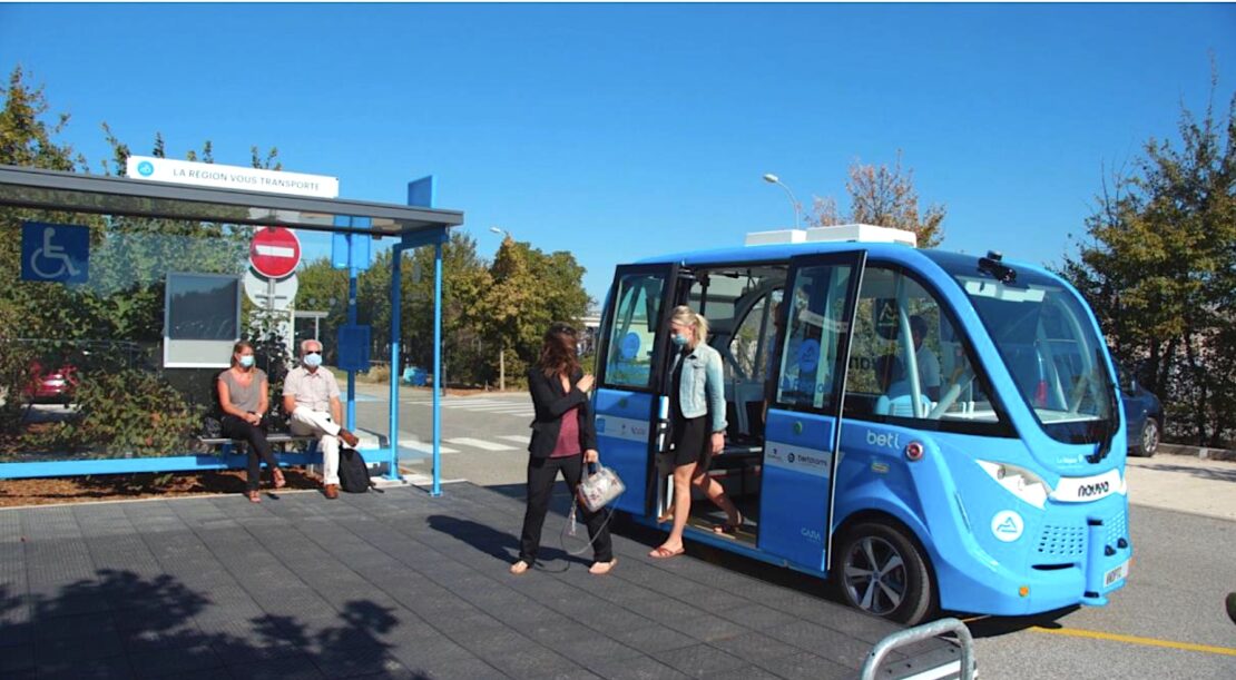 La ruralité plébiscite les navettes autonomes, selon Vedecom et la Macif !