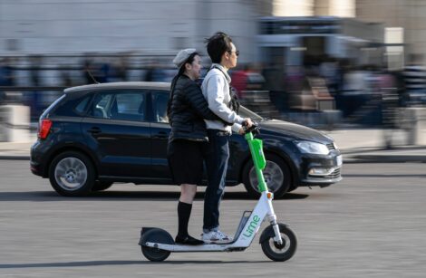 Stopper la déforestation et… les trottinettes en ville, nos deux derniers sondages…