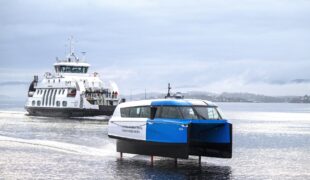 Le Candela P-12, le ferry qui surfe sur les fjords&nbsp;!