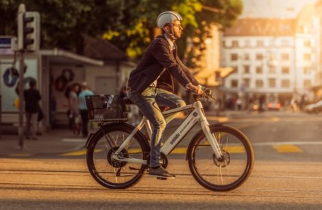 Seulement 2,1 % des actifs vont au travail en vélo !